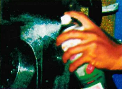 KCA-1759 Penetrating Fluid — foto aplikasi 1